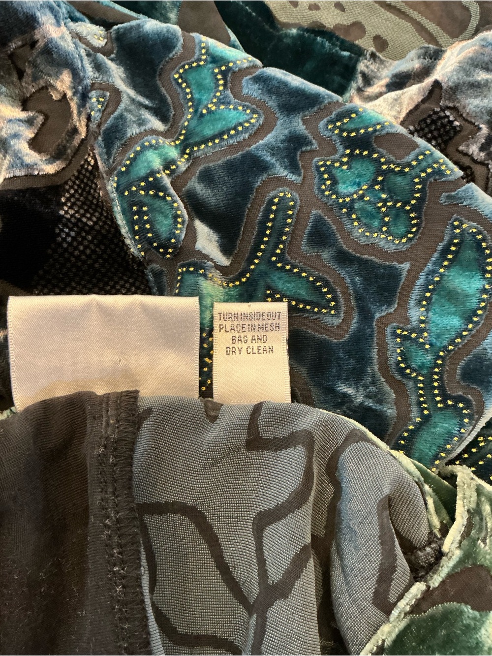 Chicos Boho Silk Velvet Burnout Sheer Floral Lagenlook Button Blouse Multi SZ 2 - Picture 10 of 13